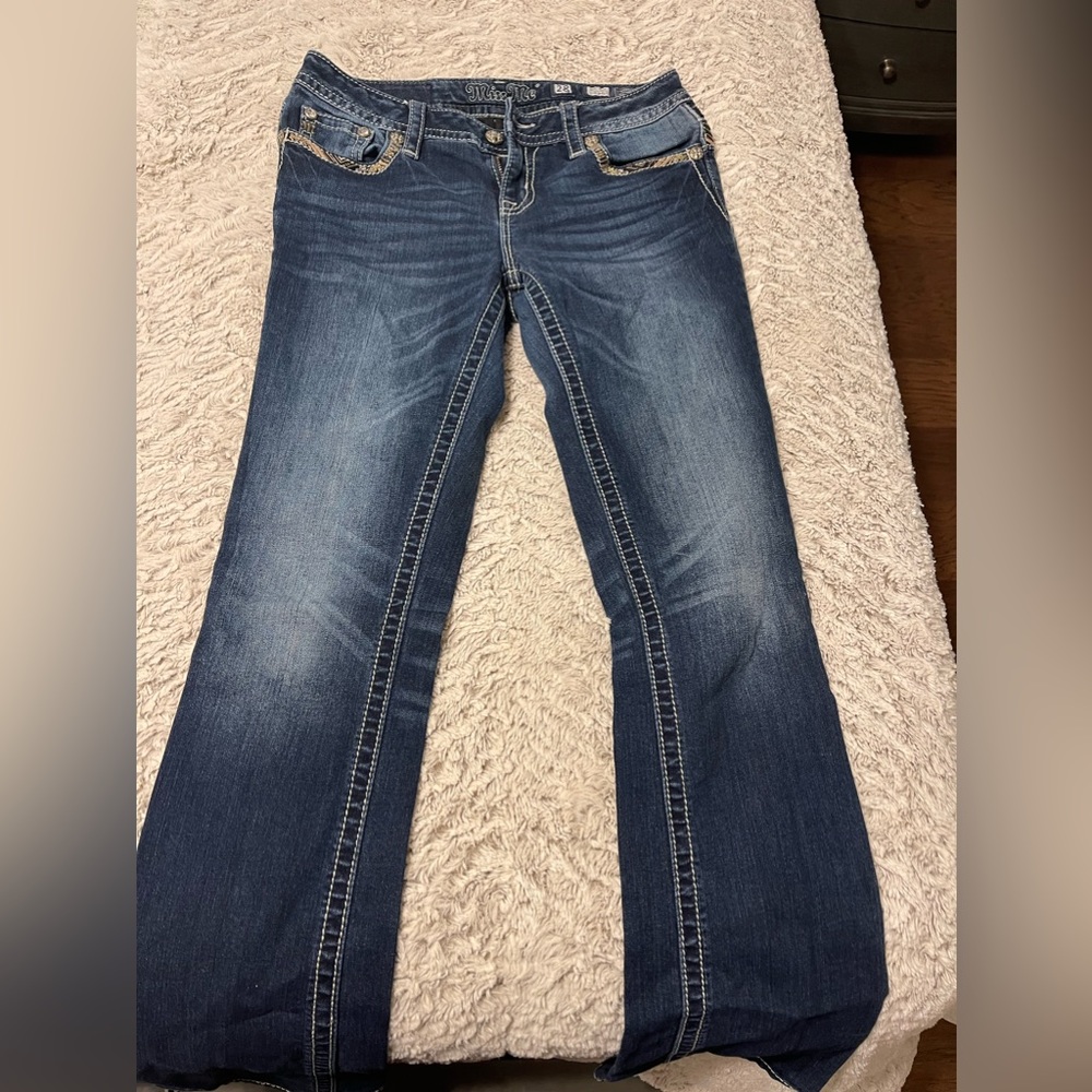 Miss Me women’s Jeans size 28 mid rise slim boot cut.